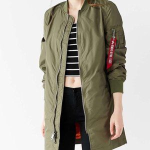 Alpha Industries Long Flight Jacket in Sage sz M